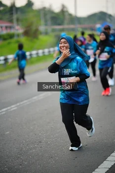 Runner Photo 4452565