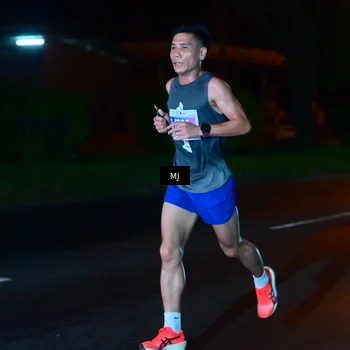 Runner Photo 4452858
