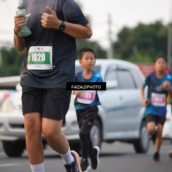 Runner Photo 4453035