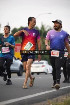 Runner Photo 4453038