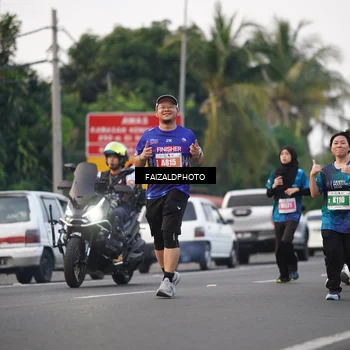 Runner Photo 4453062