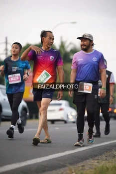 Runner Photo 4453063