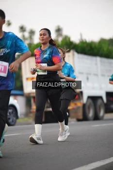 Runner Photo 4453370