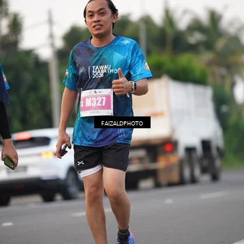 Runner Photo 4453473