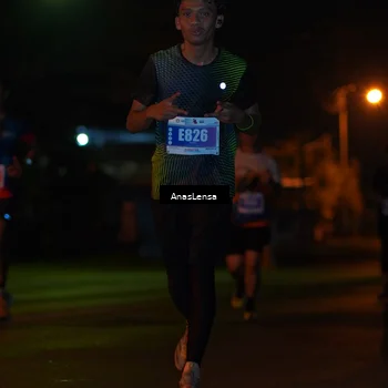 Runner Photo 4453515