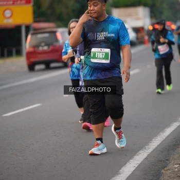 Runner Photo 4453647