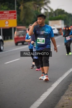 Runner Photo 4453680