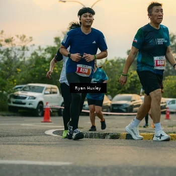Runner Photo 4453807