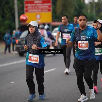 Runner Photo 4453947