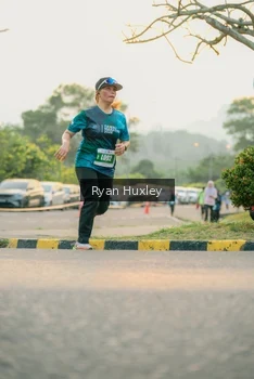 Runner Photo 4453959
