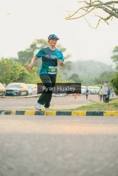 Runner Photo 4453960