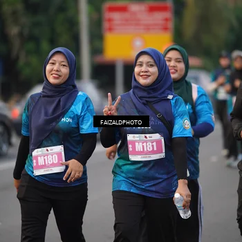 Runner Photo 4454079