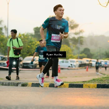 Runner Photo 4454108
