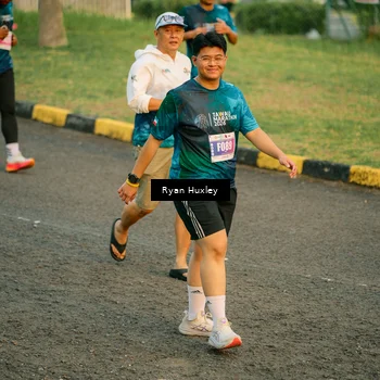 Runner Photo 4454860