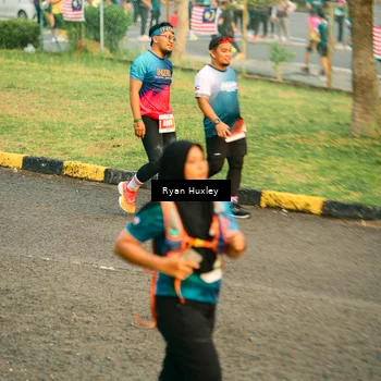 Runner Photo 4455782