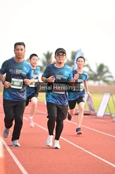 Runner Photo 4455974