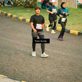 Runner Photo 4456053