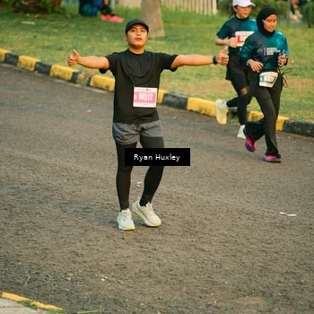 Runner Photo 4456068
