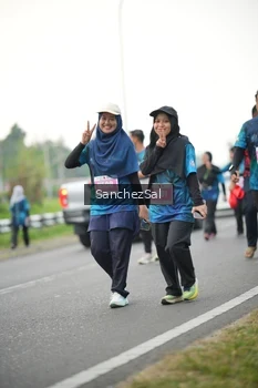 Runner Photo 4456135