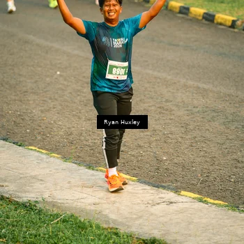 Runner Photo 4456172