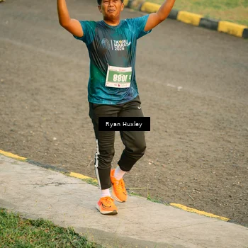 Runner Photo 4456239