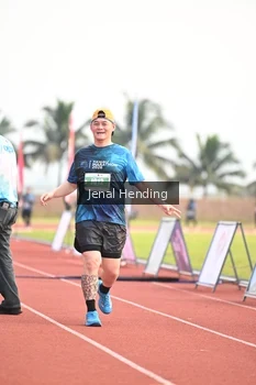 Runner Photo 4456247