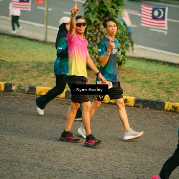 Runner Photo 4456313
