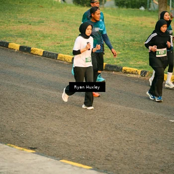 Runner Photo 4456396