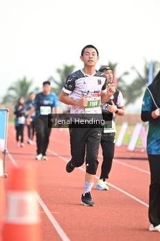 Runner Photo 4456515