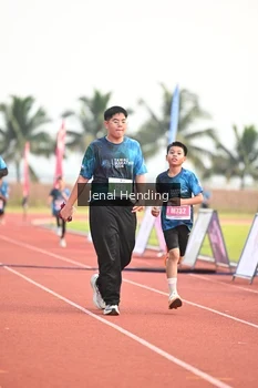 Runner Photo 4456574