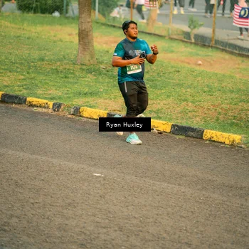 Runner Photo 4456579