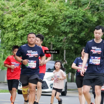 Runner Photo 44567