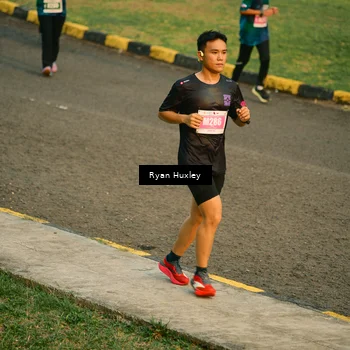 Runner Photo 4456719