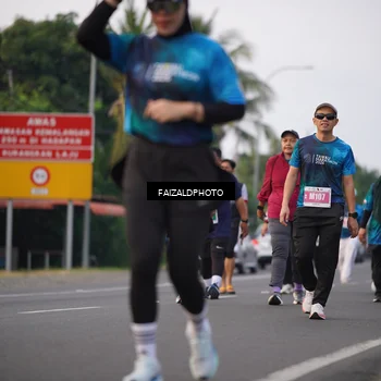 Runner Photo 4456861