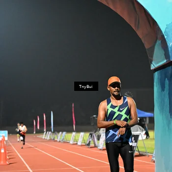 Runner Photo 4456949