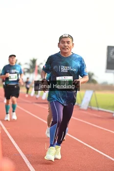 Runner Photo 4456964