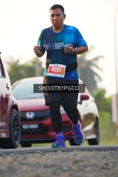 Runner Photo 4456974