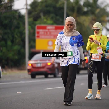 Runner Photo 4457158