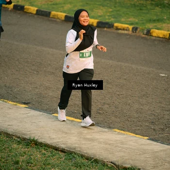 Runner Photo 4457350