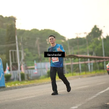 Runner Photo 4457430