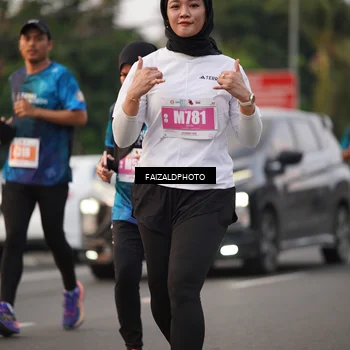 Runner Photo 4457449