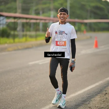 Runner Photo 4457546