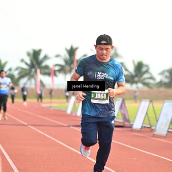 Runner Photo 4457624