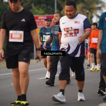 Runner Photo 4457796