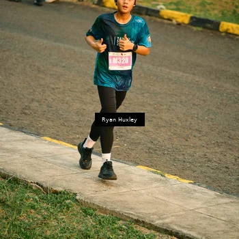 Runner Photo 4457842