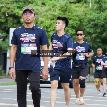 Runner Photo 44579