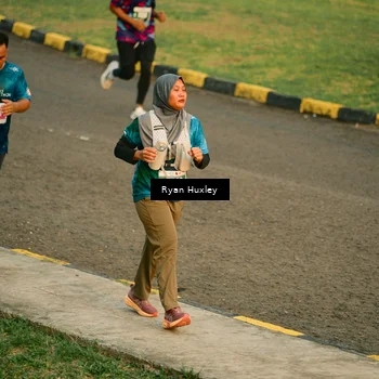 Runner Photo 4458024