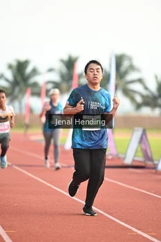 Runner Photo 4458036