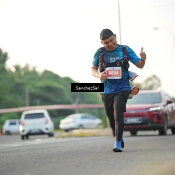Runner Photo 4458164