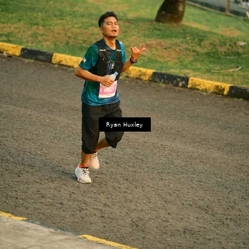 Runner Photo 4458399